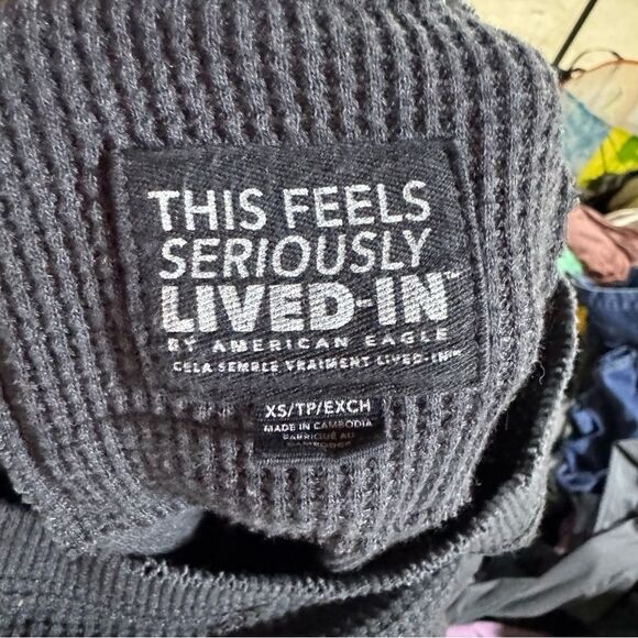 American Eagle Lived In Gray Waffle Knit Oversized Crewneck Sweater - Picture 5 of 5